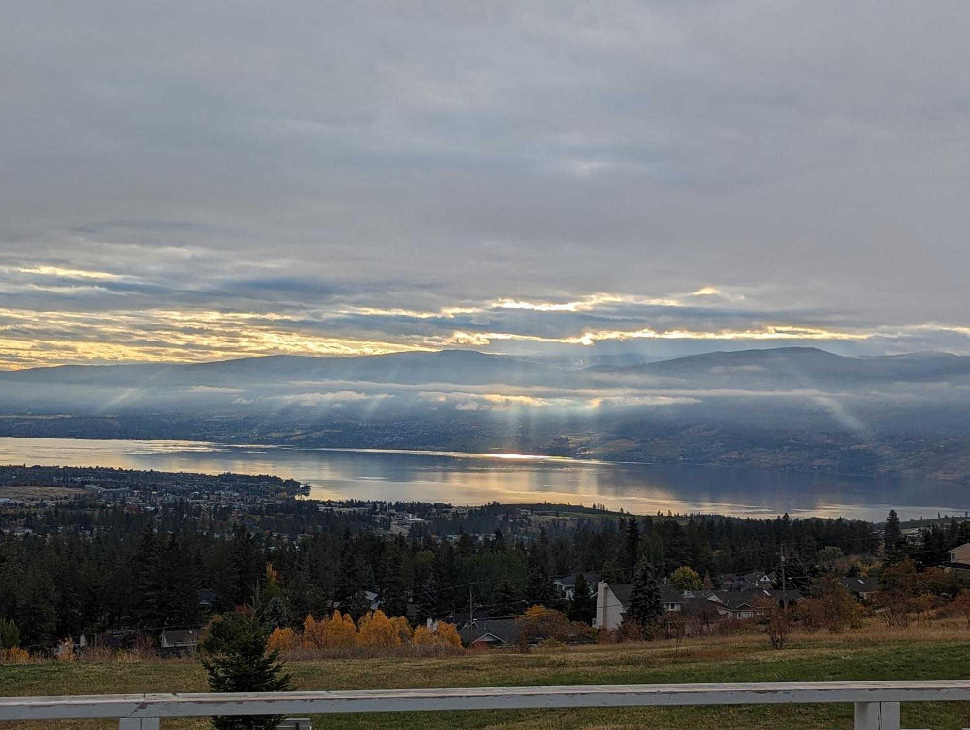 Bed and Breakfast Autumn Lane Farm&Gardens West Kelowna Exterior foto